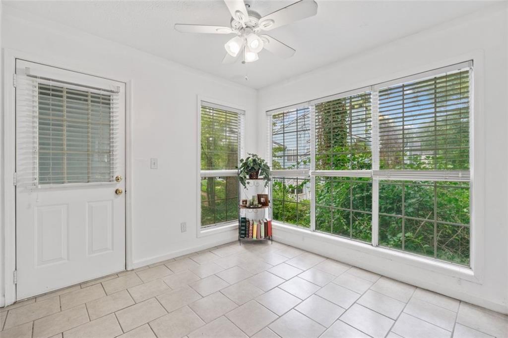 102 Glenleaf Drive
