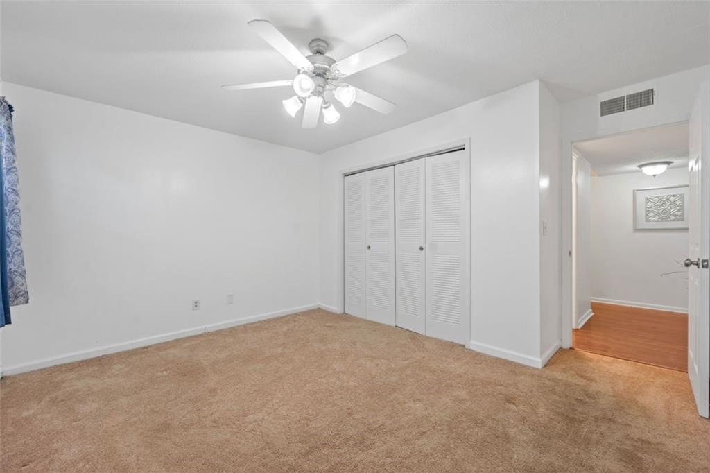 102 Glenleaf Drive
