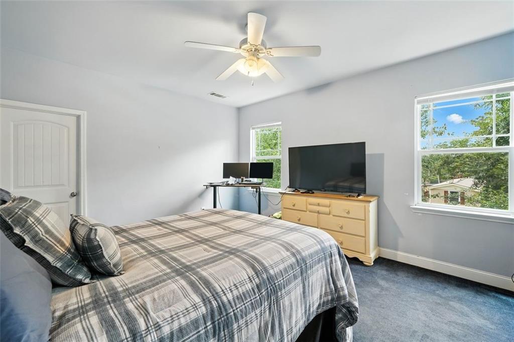 2195 Pinetree Drive