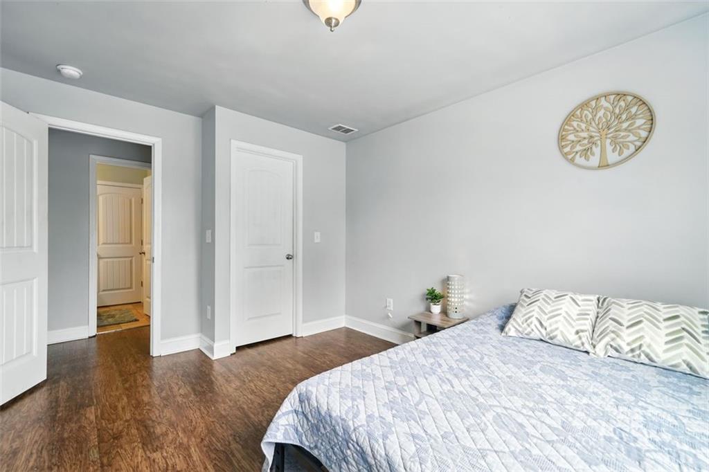 2195 Pinetree Drive