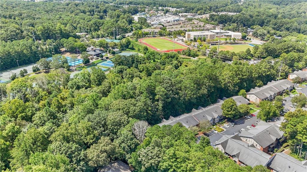 6851 Roswell Road Unit I18