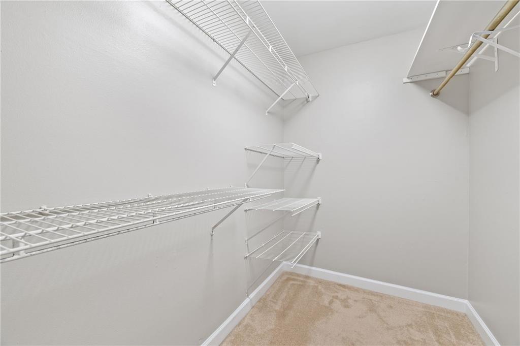 6851 Roswell Road Unit I18