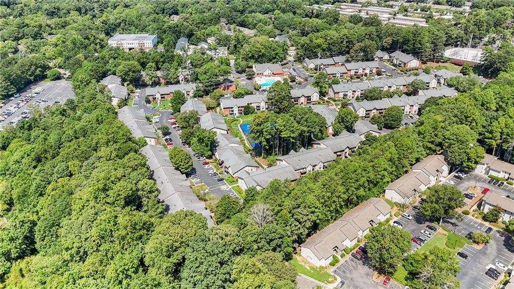 6851 Roswell Road Unit I18