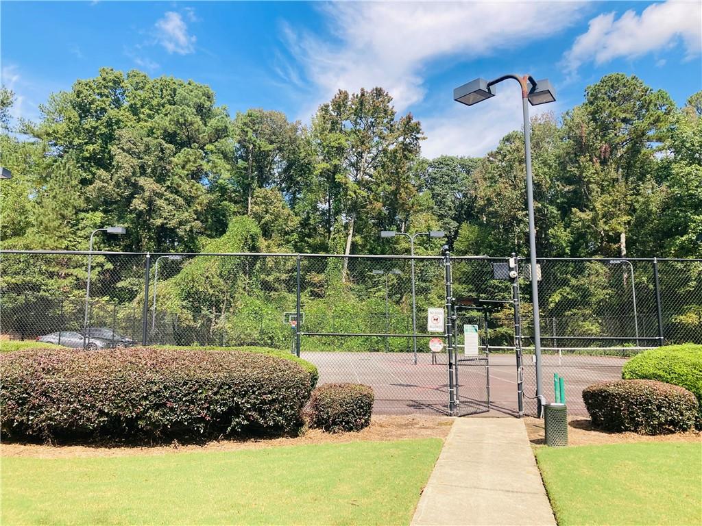 423 Royal Oak Drive
