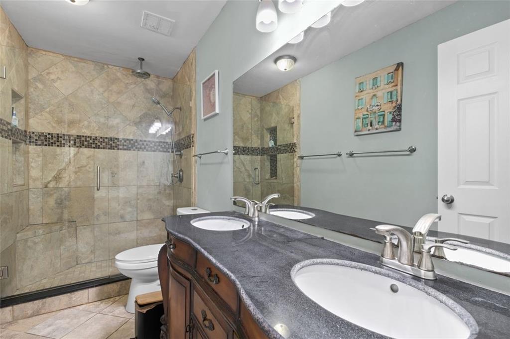 6980 Roswell Road Unit A8