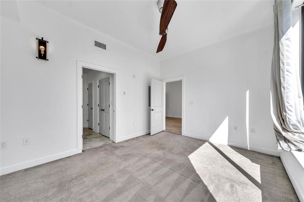 3445 Stratford Road NE Unit 805