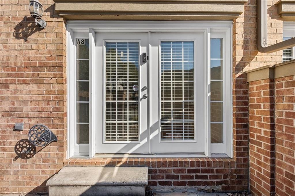 6980 Roswell Road Unit A8