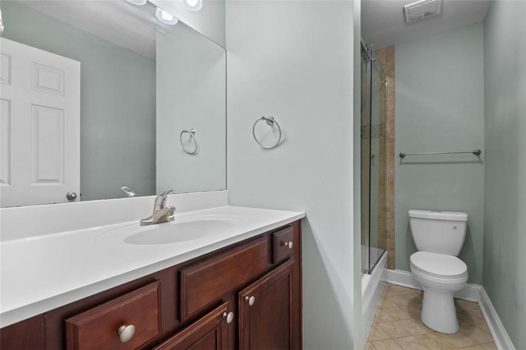 6980 Roswell Road Unit A8