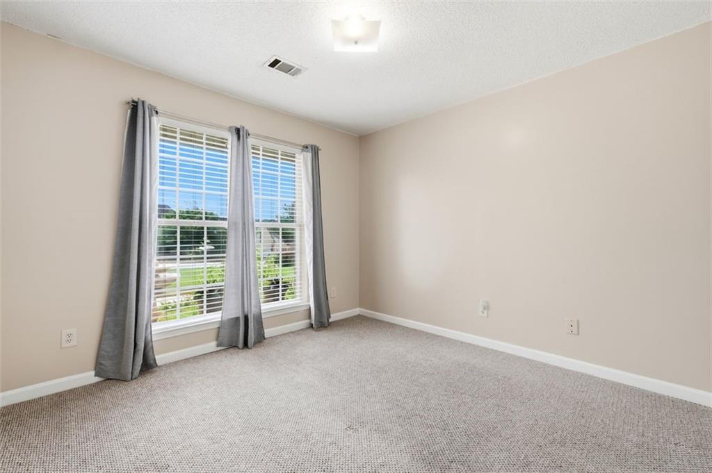 1016 Meadow Glen Circle