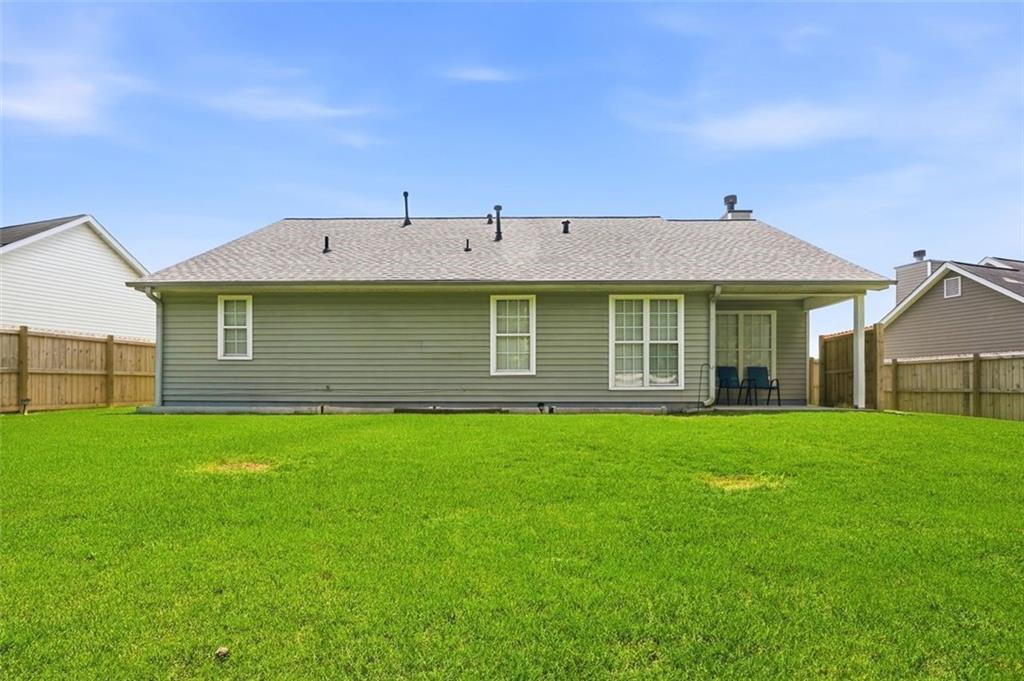 1016 Meadow Glen Circle