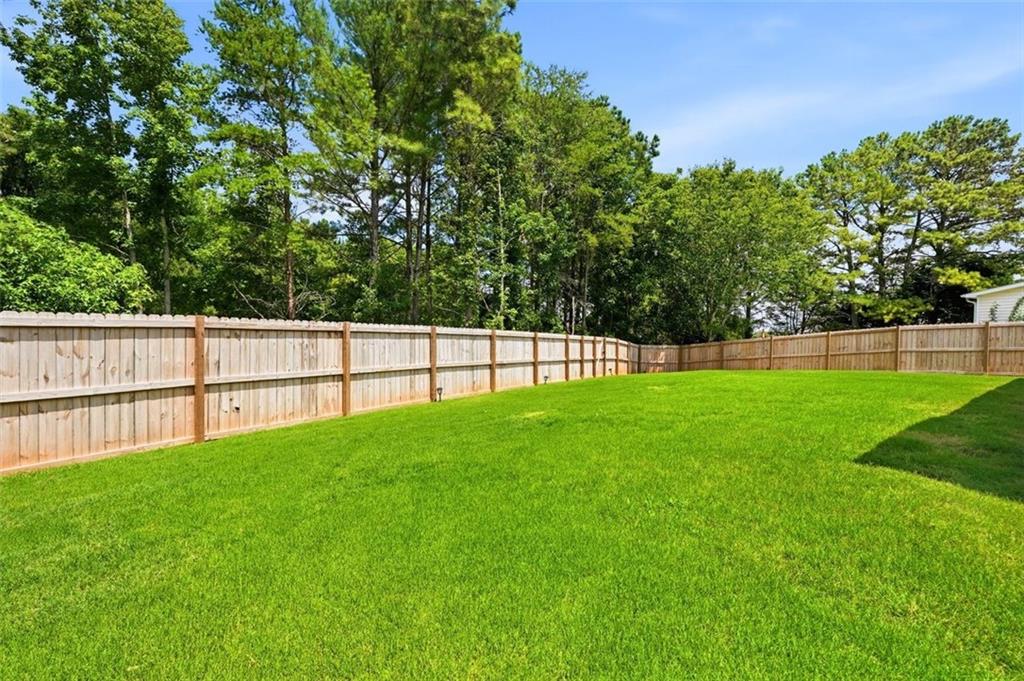 1016 Meadow Glen Circle