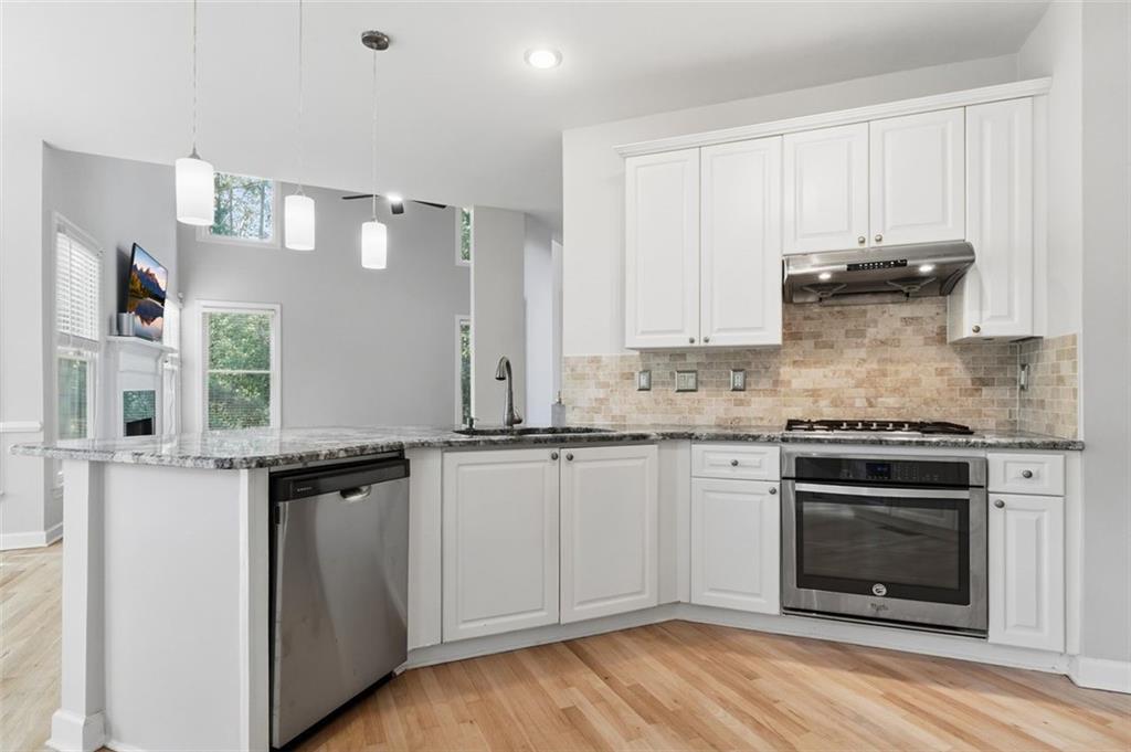 115 Redleaf Court