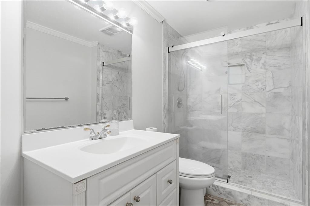 115 Redleaf Court