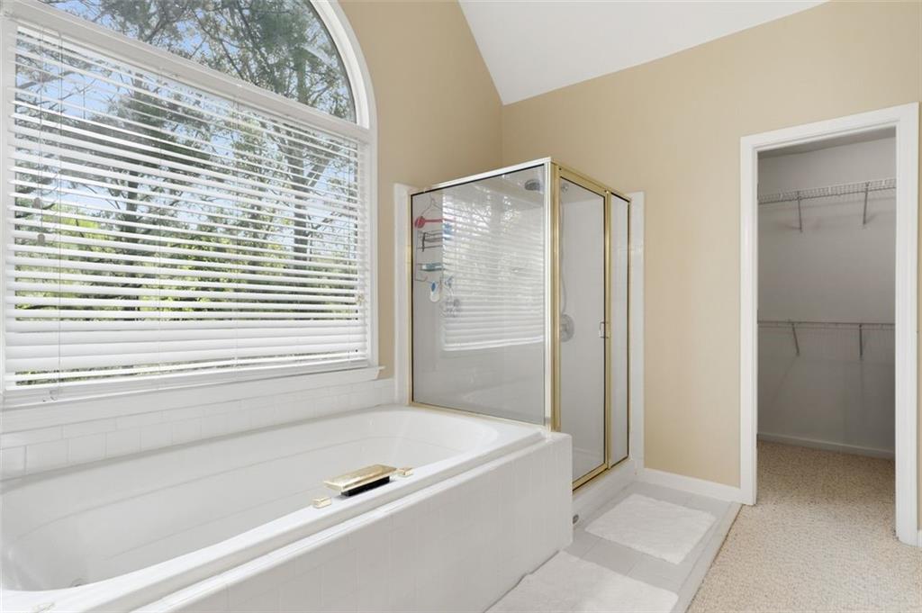 115 Redleaf Court