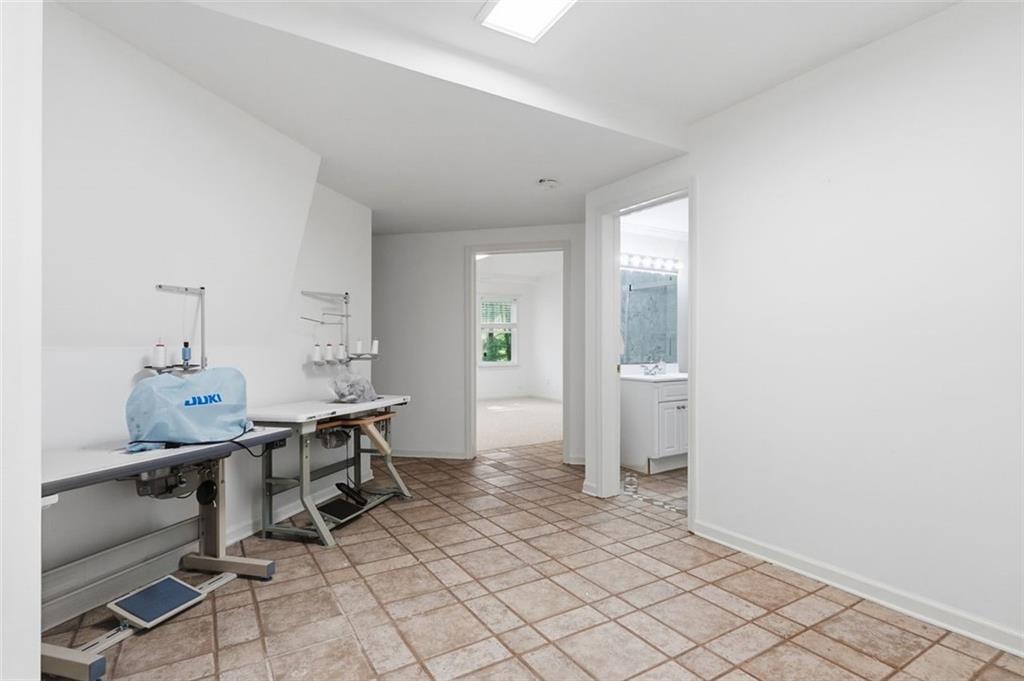 115 Redleaf Court