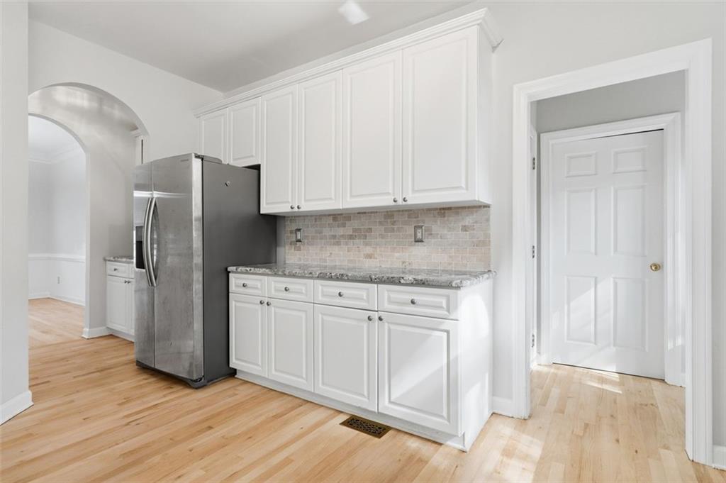 115 Redleaf Court