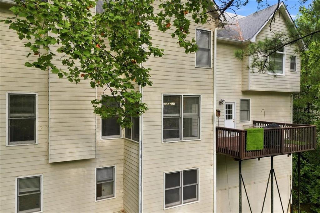 115 Redleaf Court