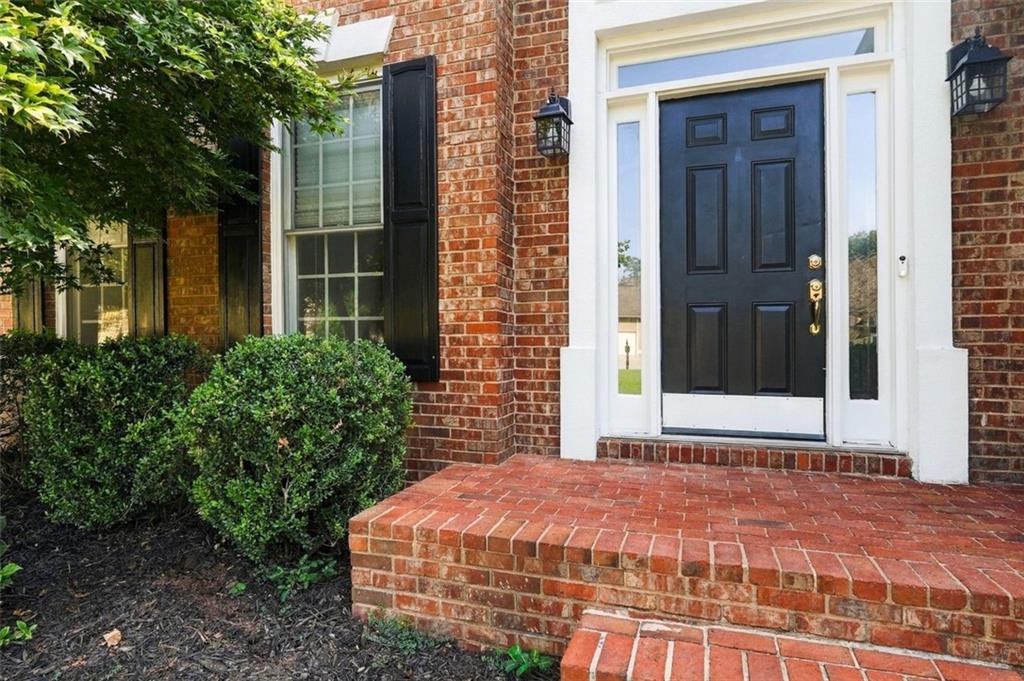 115 Redleaf Court