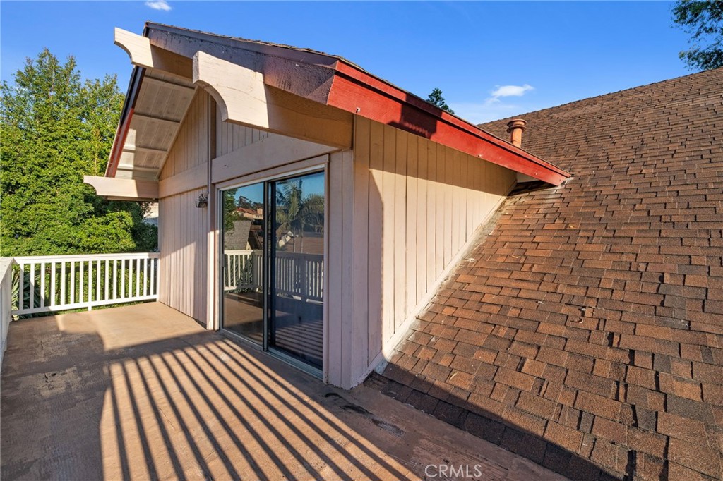 2826 Greenleaf Drive