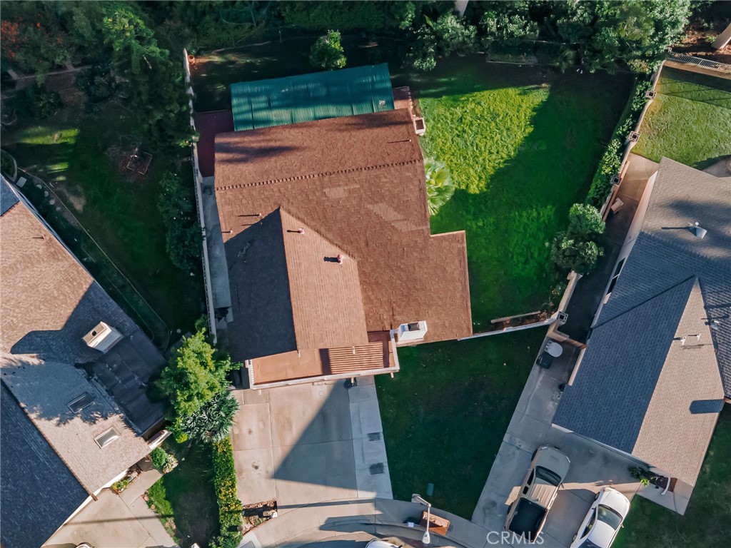 2826 Greenleaf Drive