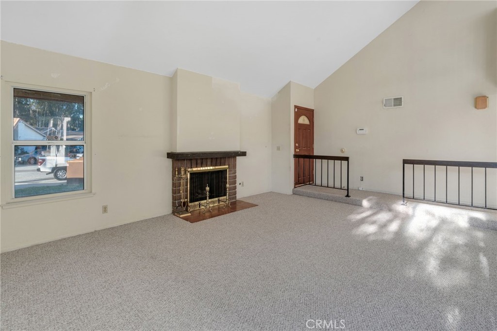 2826 Greenleaf Drive