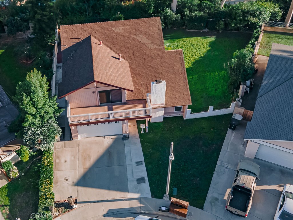 2826 Greenleaf Drive