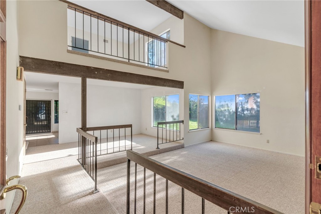 2826 Greenleaf Drive