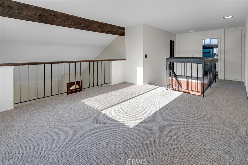 2826 Greenleaf Drive