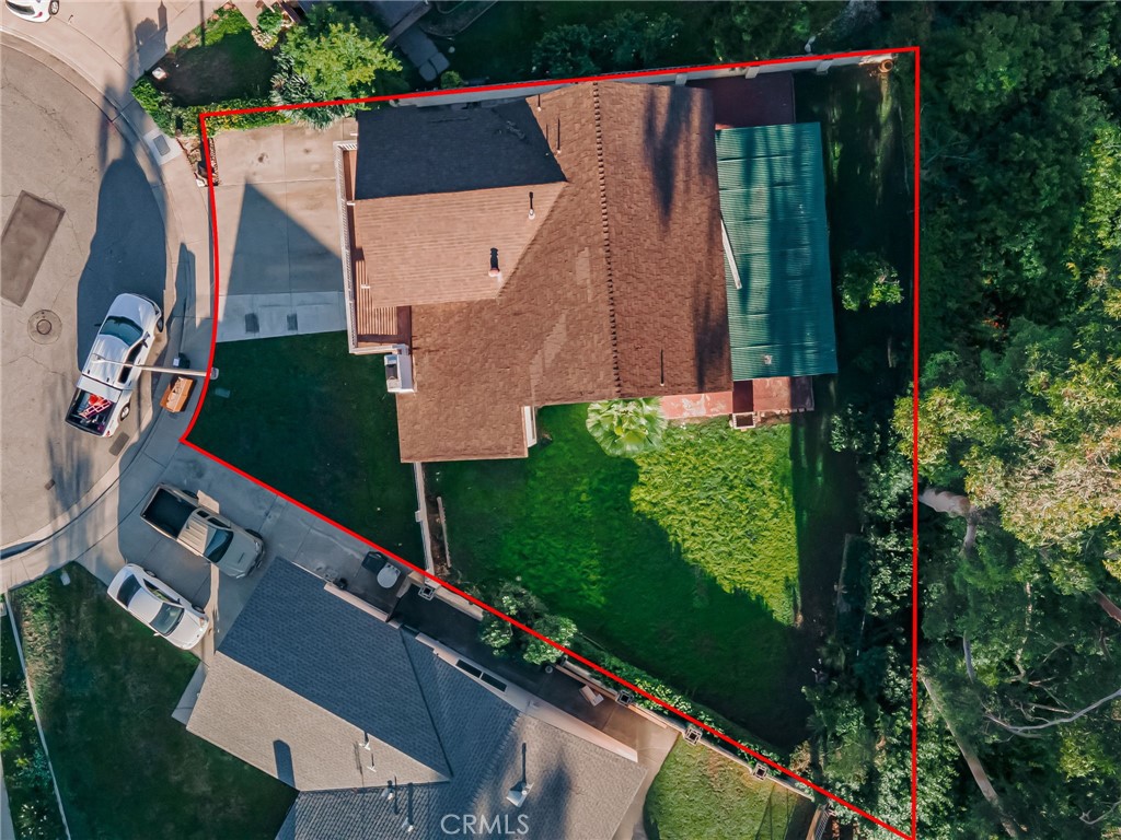 2826 Greenleaf Drive