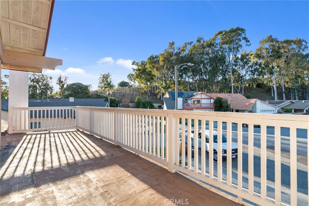 2826 Greenleaf Drive