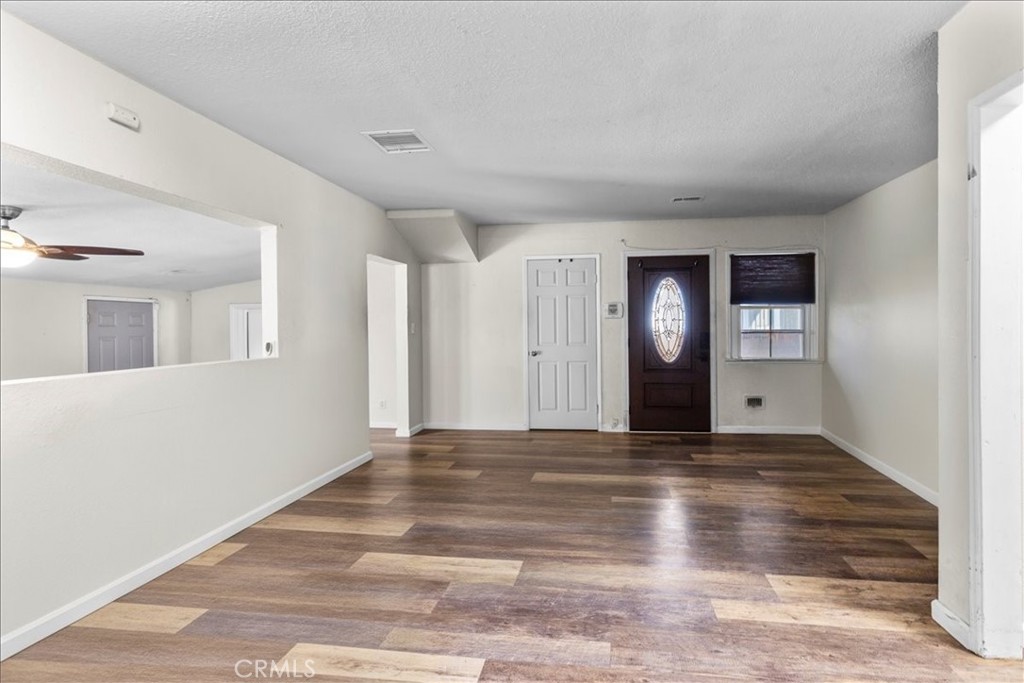 9813 Houghton Avenue