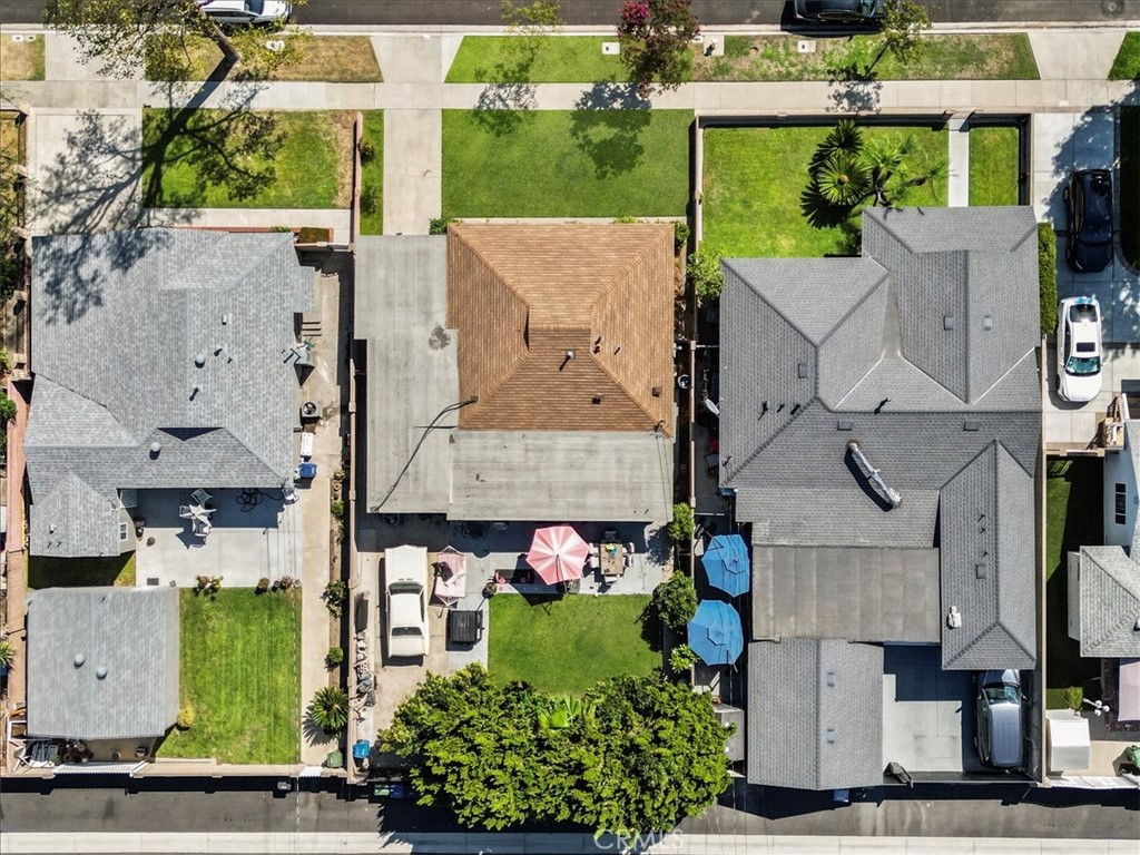 9813 Houghton Avenue