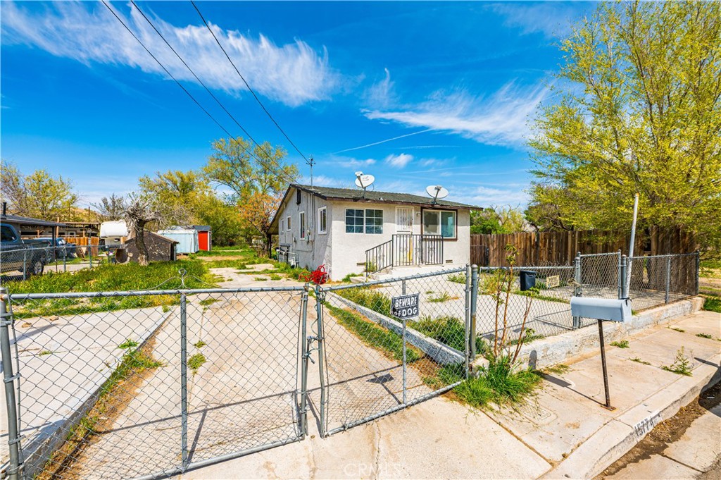 15774 Cottonwood Street