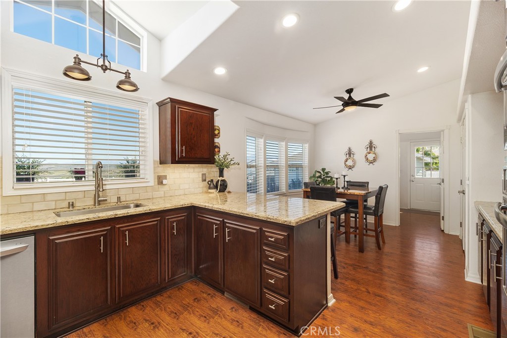 39660 Spanish Oaks Drive