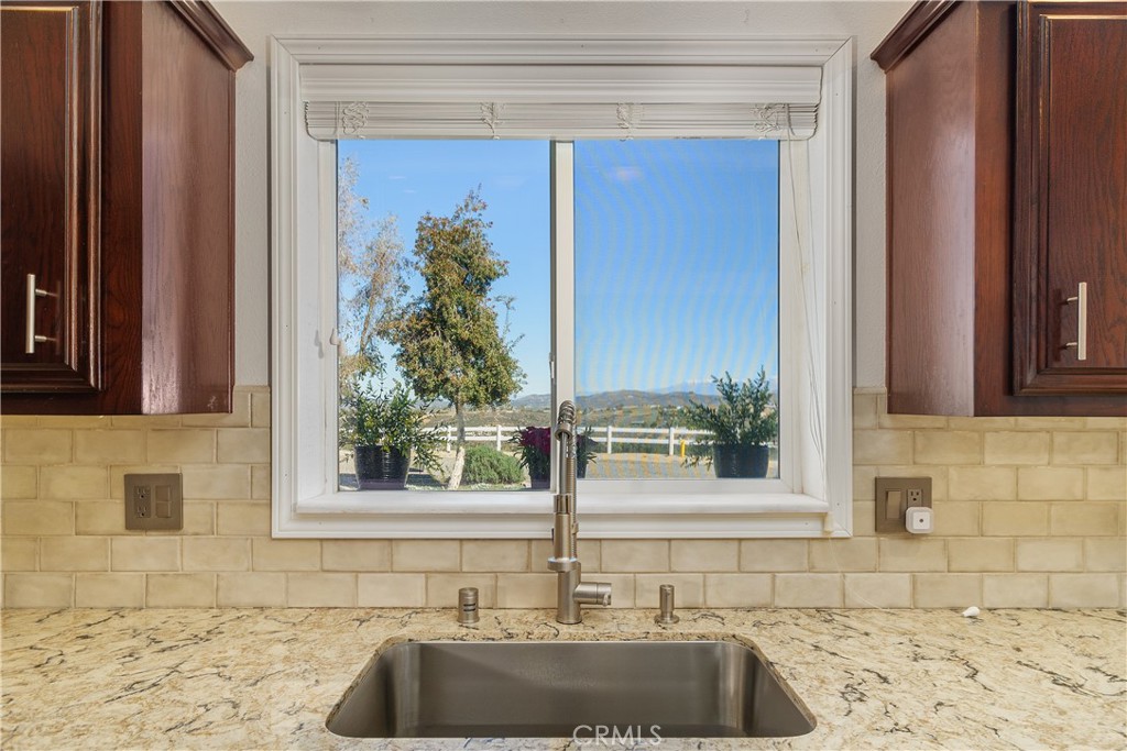 39660 Spanish Oaks Drive