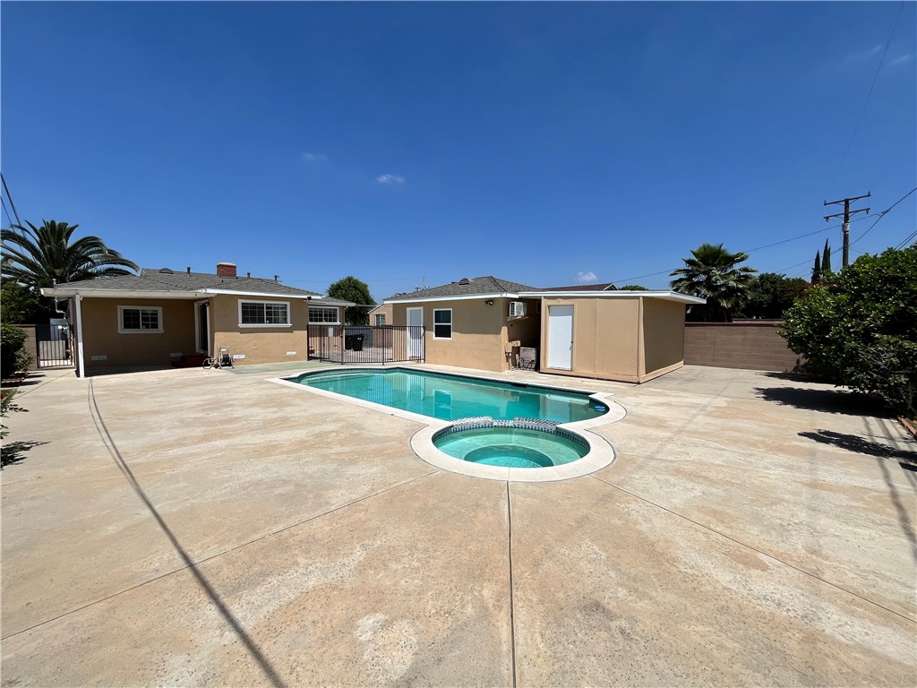 136 S Fircroft Street