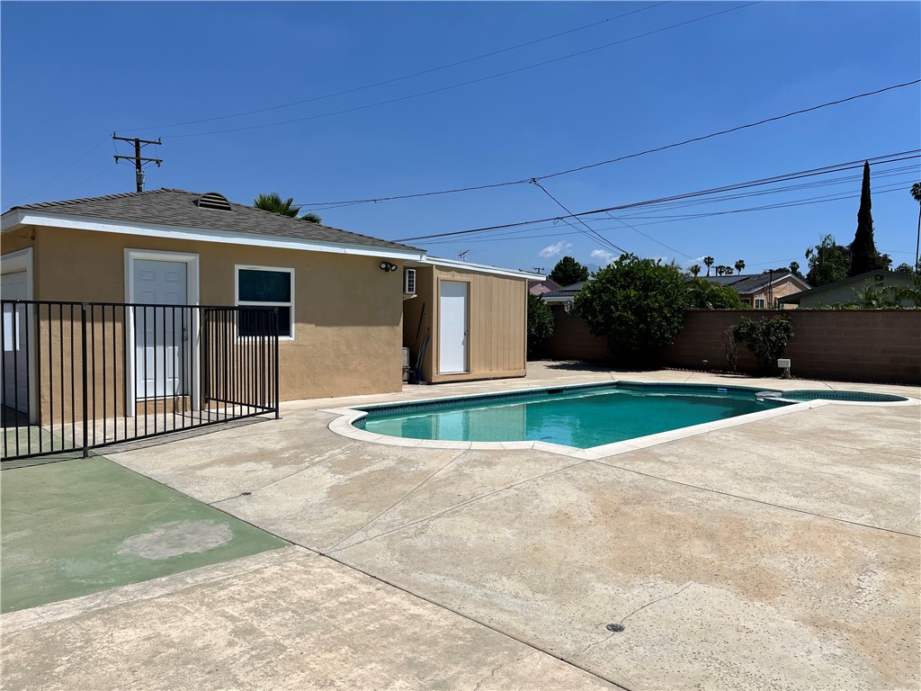 136 S Fircroft Street