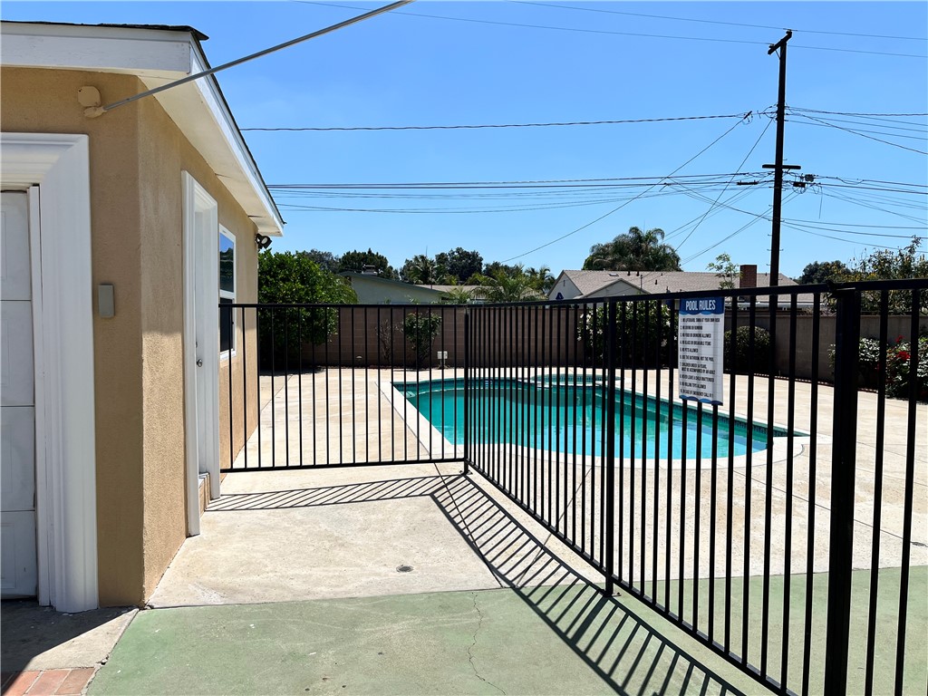 136 S Fircroft Street