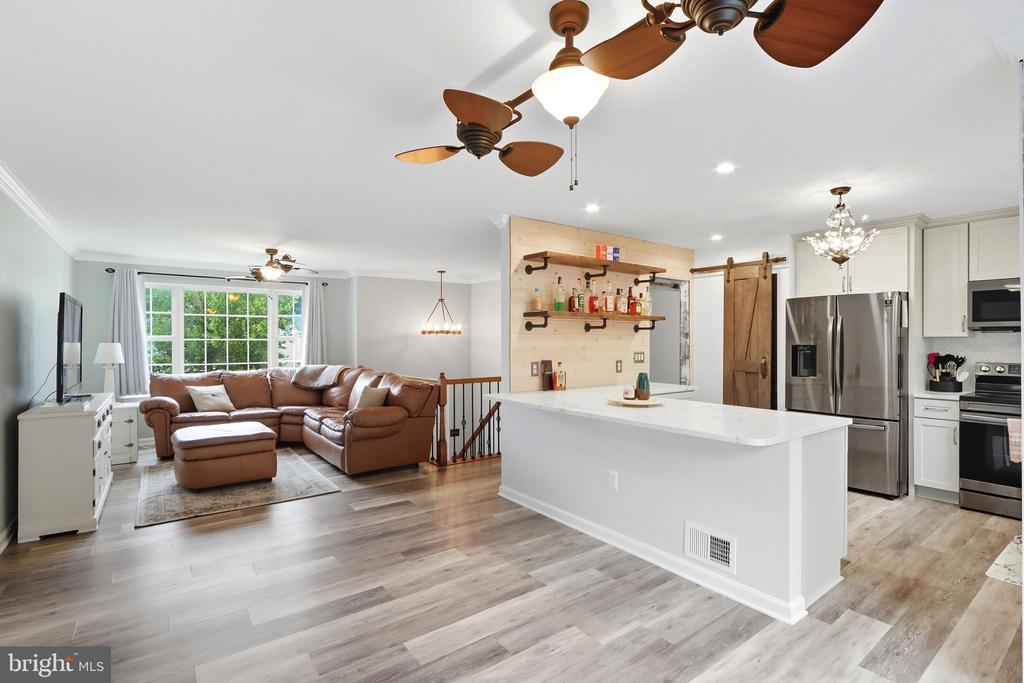 1508 PULLMAN DRIVE