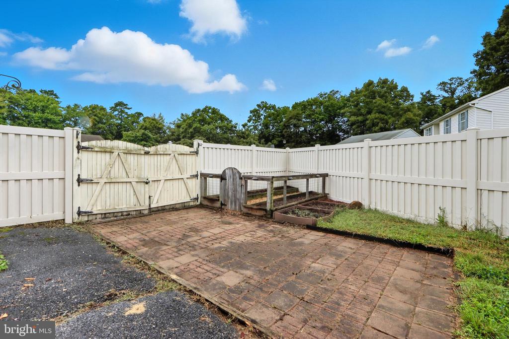 1508 PULLMAN DRIVE