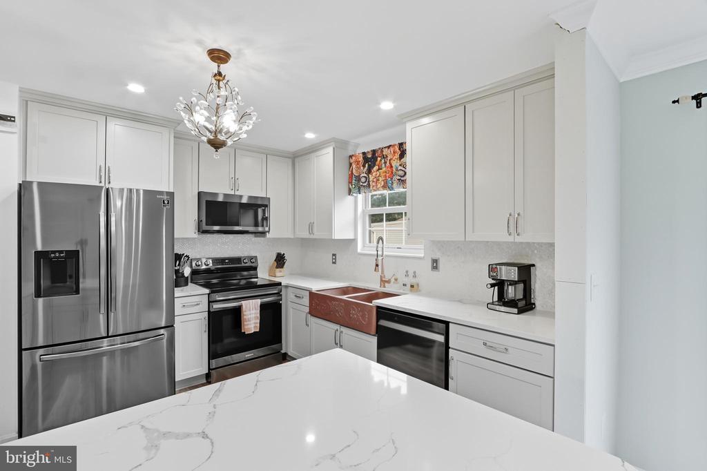 1508 PULLMAN DRIVE