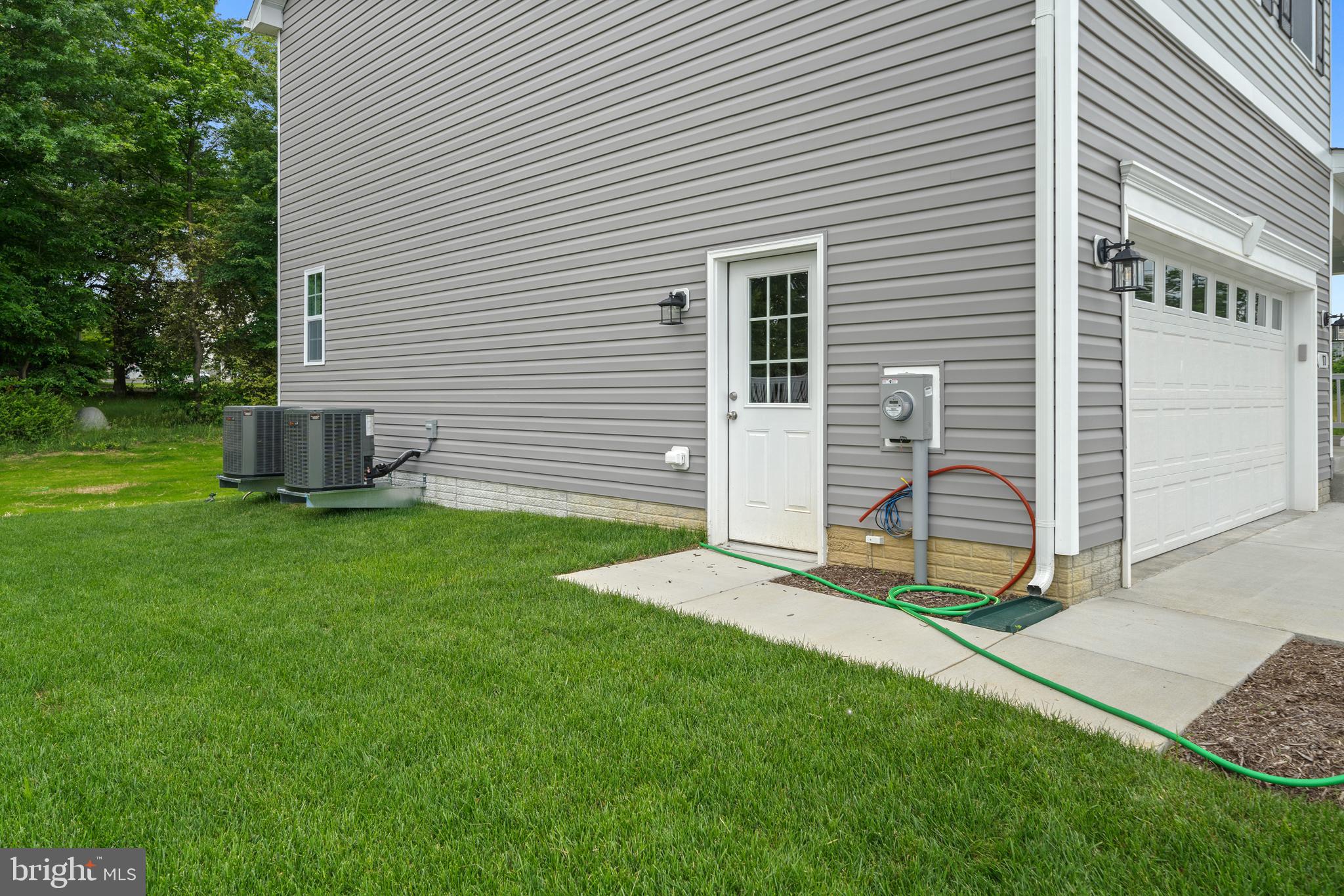 17 CANDLEBERRY DRIVE