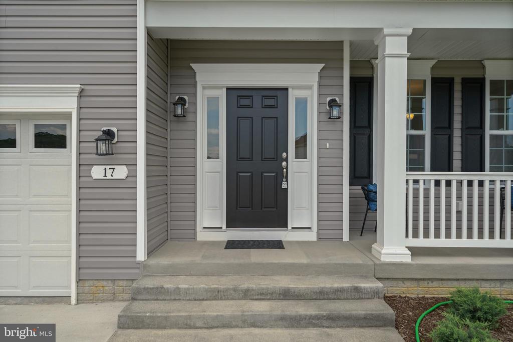 17 CANDLEBERRY DRIVE