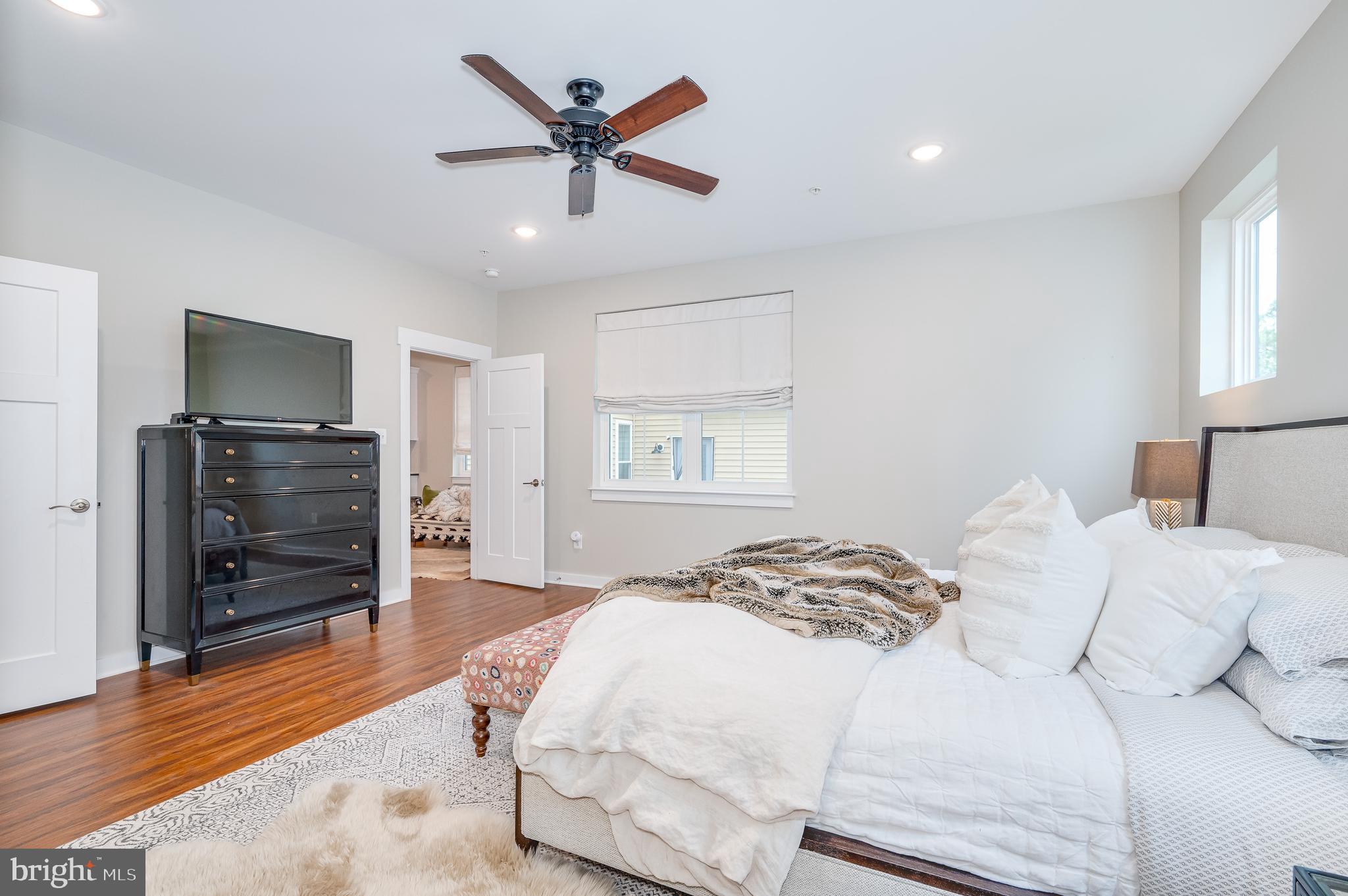 1006 FURGESON LANE