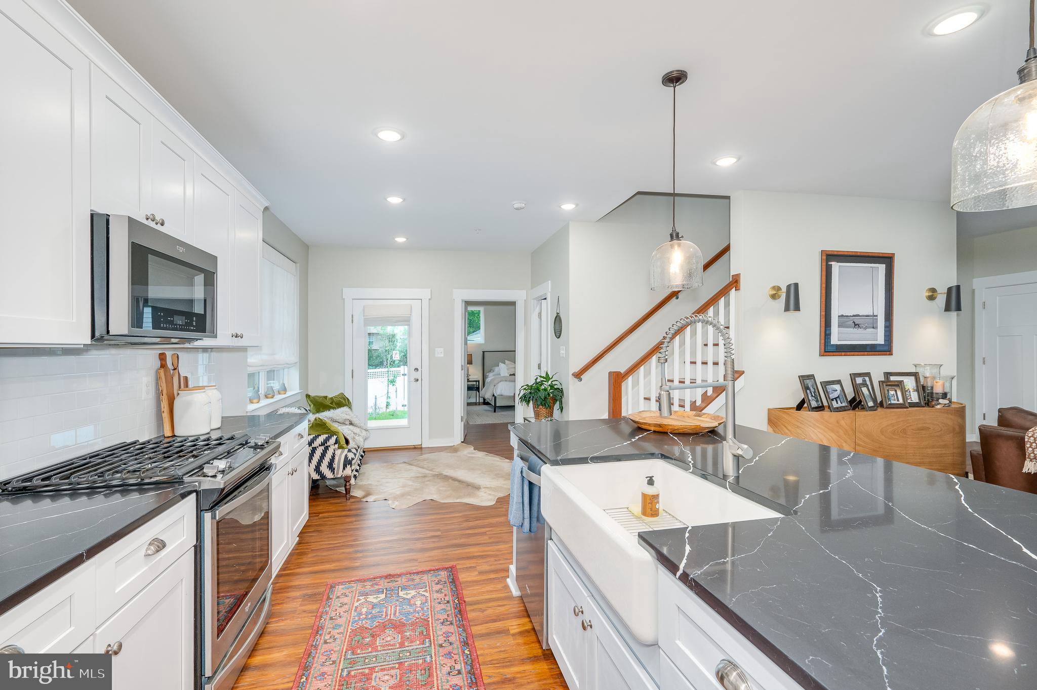 1006 FURGESON LANE