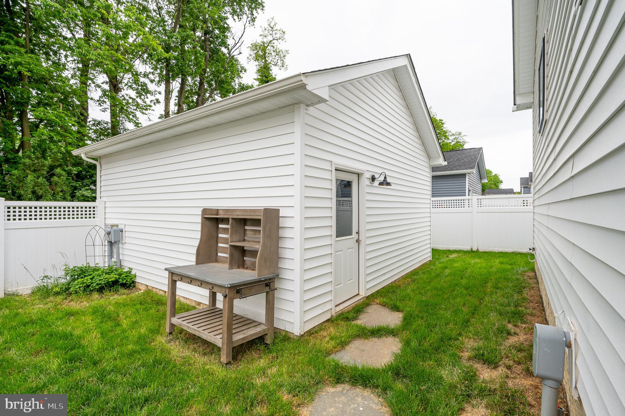1006 FURGESON LANE