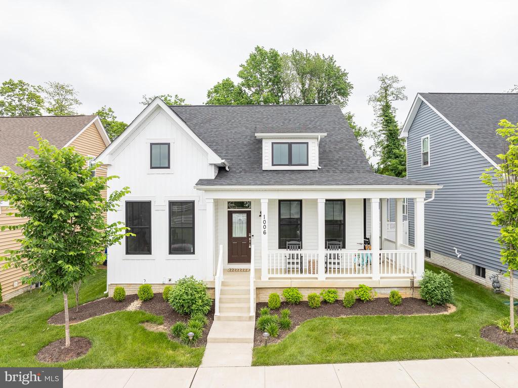 1006 FURGESON LANE
