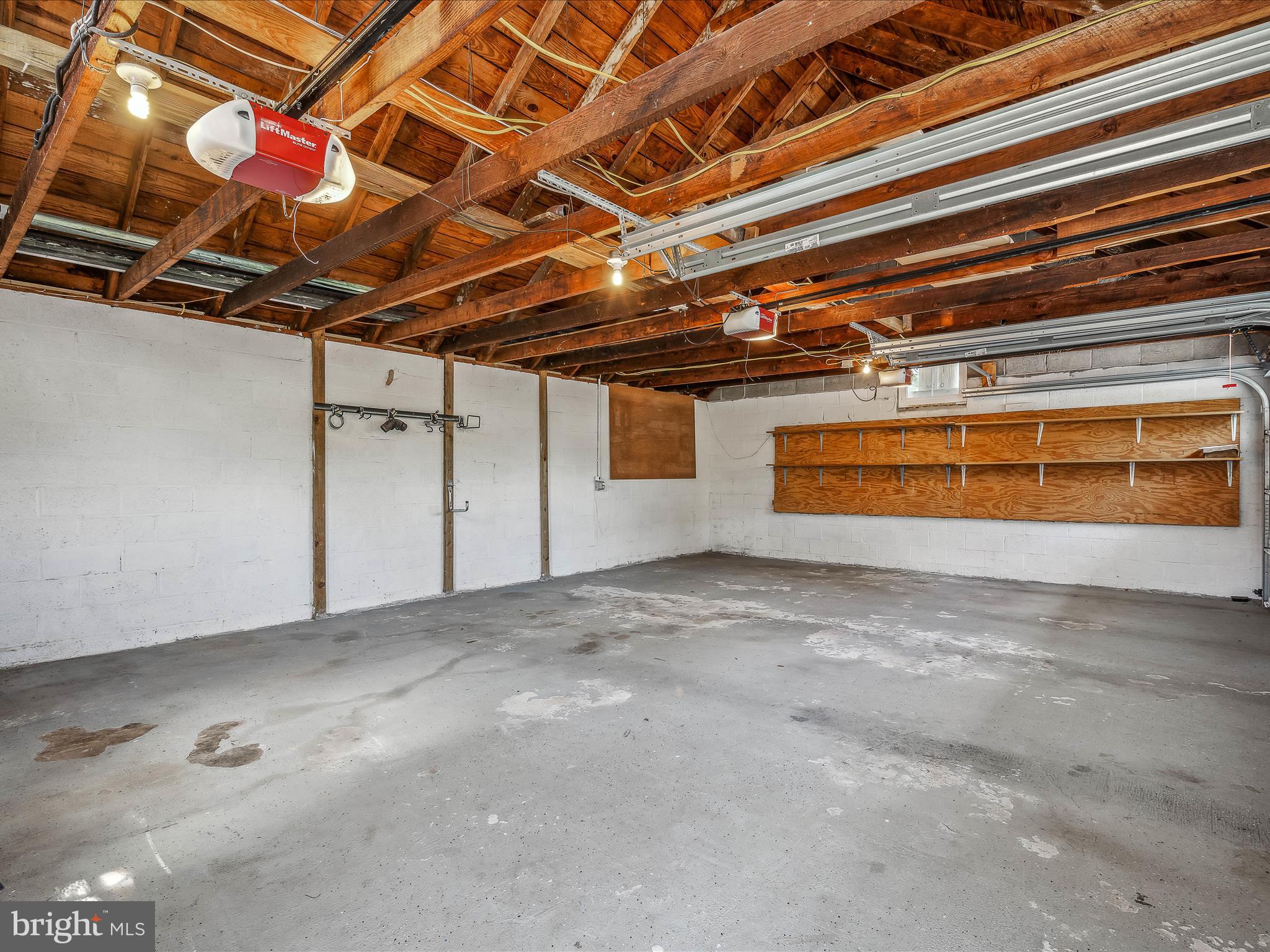 1207 N MARKET STREET