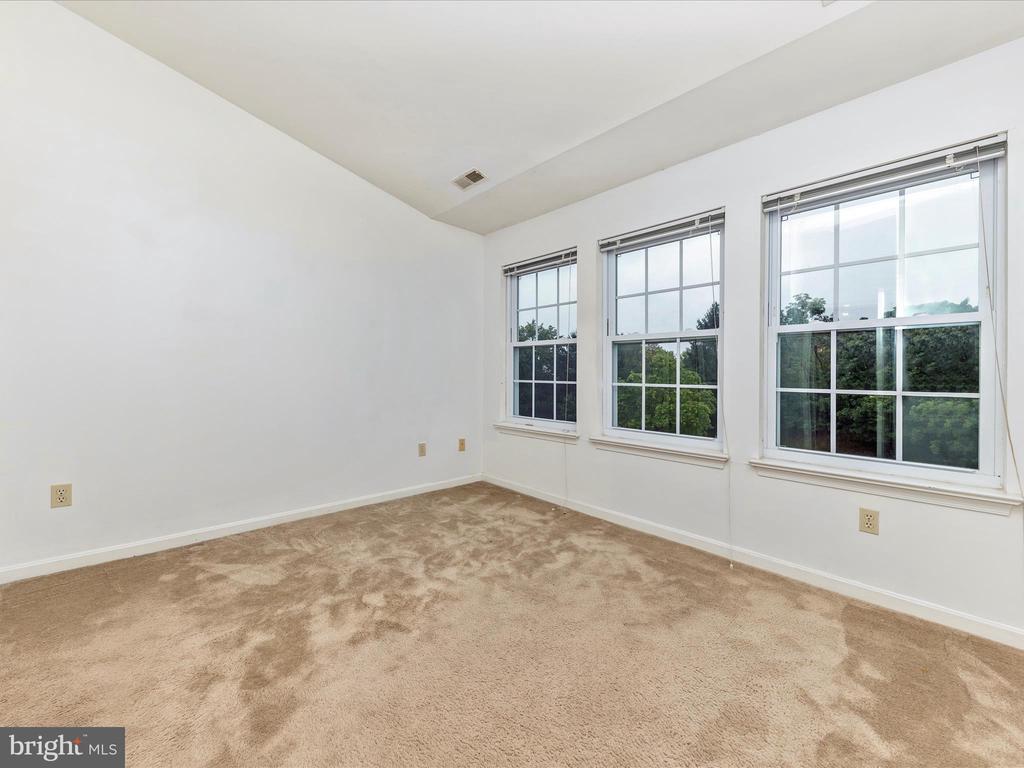 2404 DOMINION DRIVE 3A