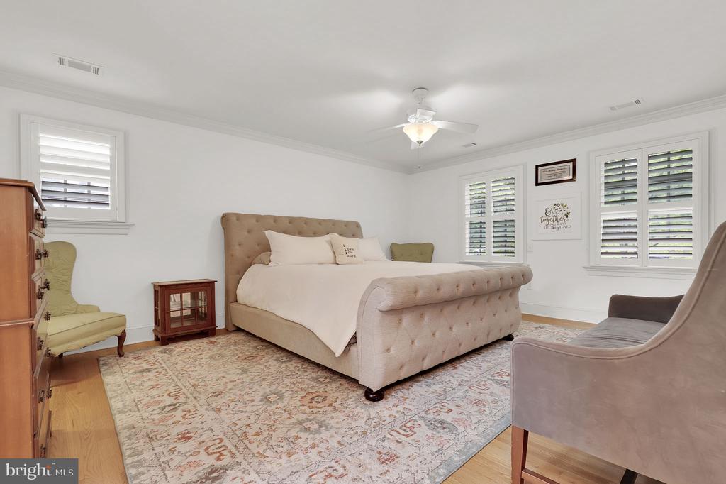 2812 PHEASANT LANE